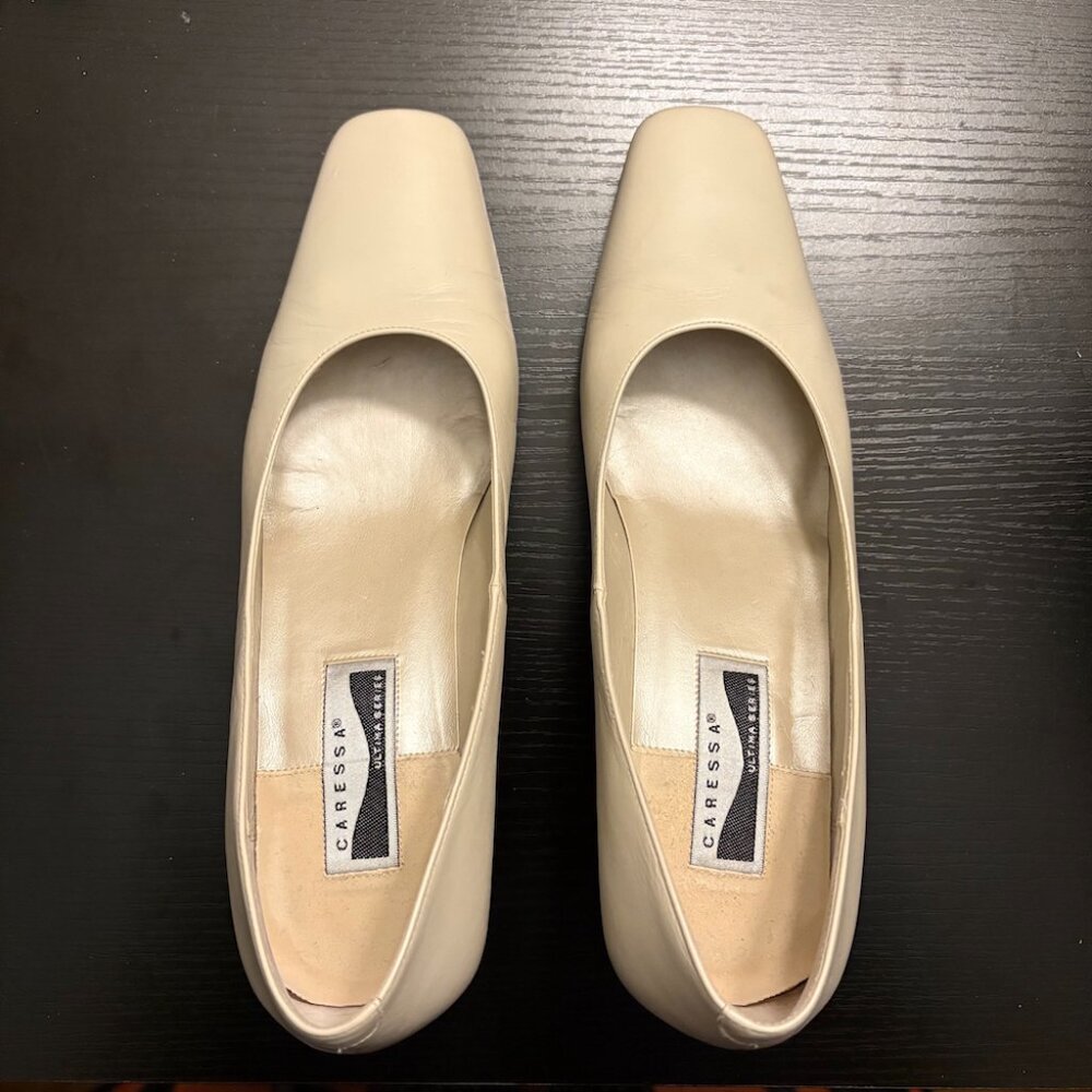 Caressa Women's Pumps - 8.5